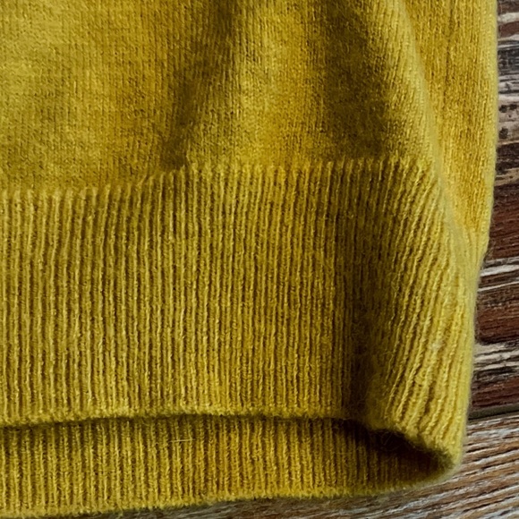 Harper Lane Elegant Women's Mustard Crewneck Top - Picture 3 of 8